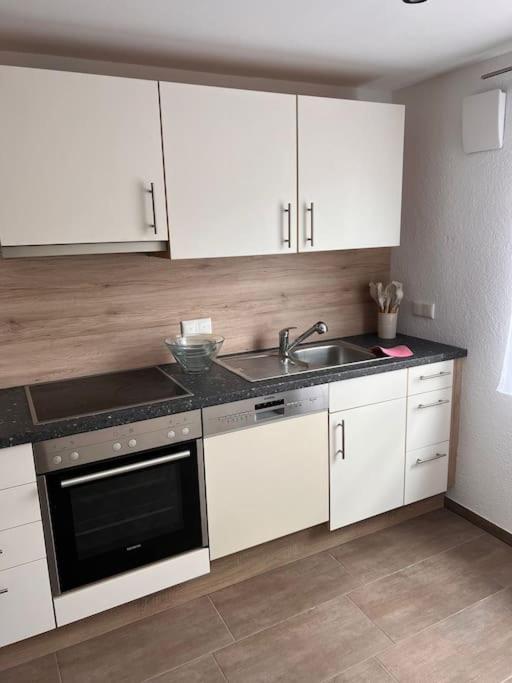 Traumhafte Ferienwohnung Altendorf  Екстериор снимка